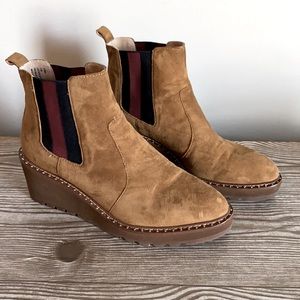 Cecelia New York Wedge Boots sz 8.5